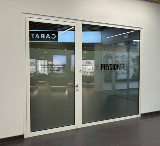 Entrée PHYSIONRJ dans le centre commercial de la Migros Manoir à Martigny