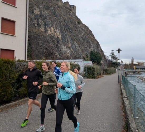 Course à pied pour l'équipe de PHYSIONRJ à Martigny