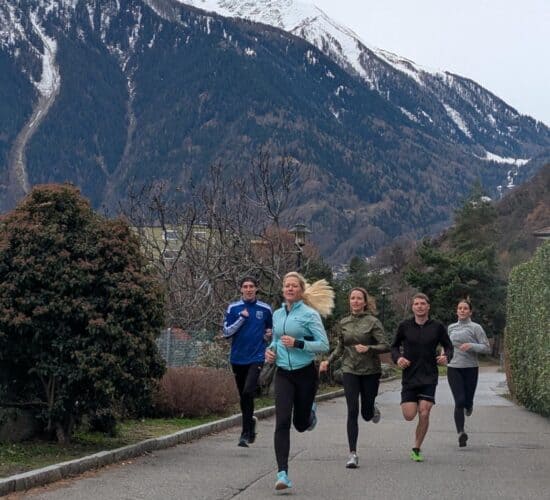 Course à pied pour l'équipe de PHYSIONRJ à Martigny