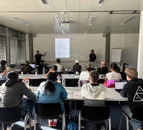 Discours concernant la physiothérapie à l'UCI 2024 par PHYSIONRJ